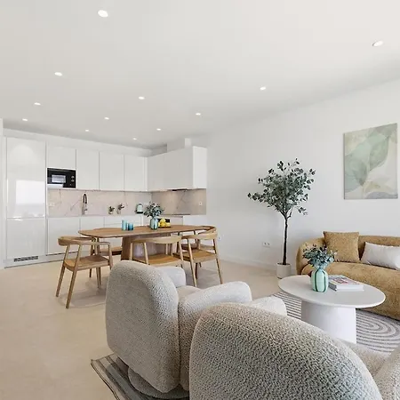 Modern Puerto Banus Frontline Penthouse *
