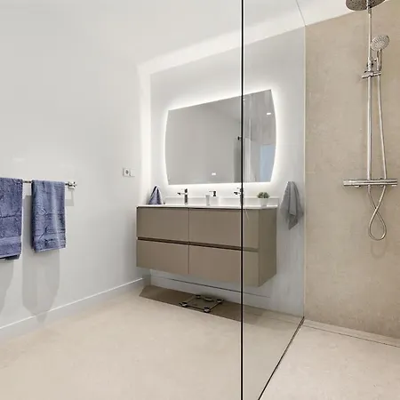Modern Puerto Banus Frontline Penthouse * Марбелья