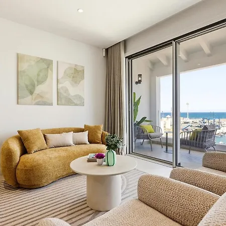 Modern Puerto Banus Frontline Penthouse Апартаменти *